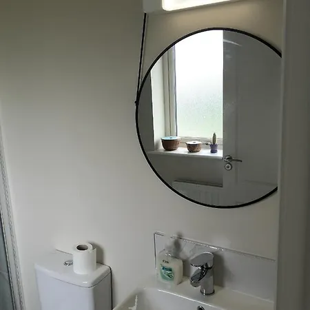 Ensuite At The Foot Of Mountains *